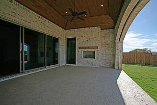 3rd image of 709 Lake Carillon Ln
