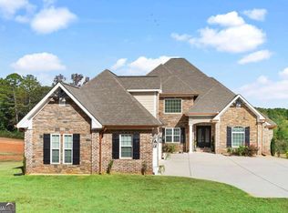616 Belmont St, Commerce, GA 30529