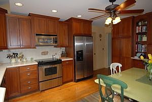 4th image of 20 Lakewood Cir