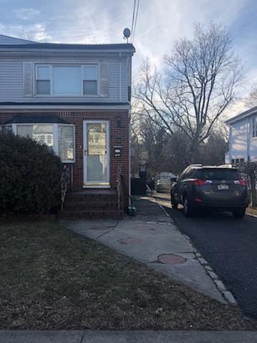 2nd image of 4220 247th St
