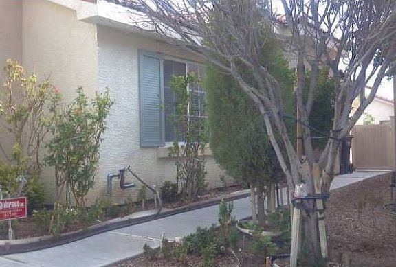 Walkway to front door