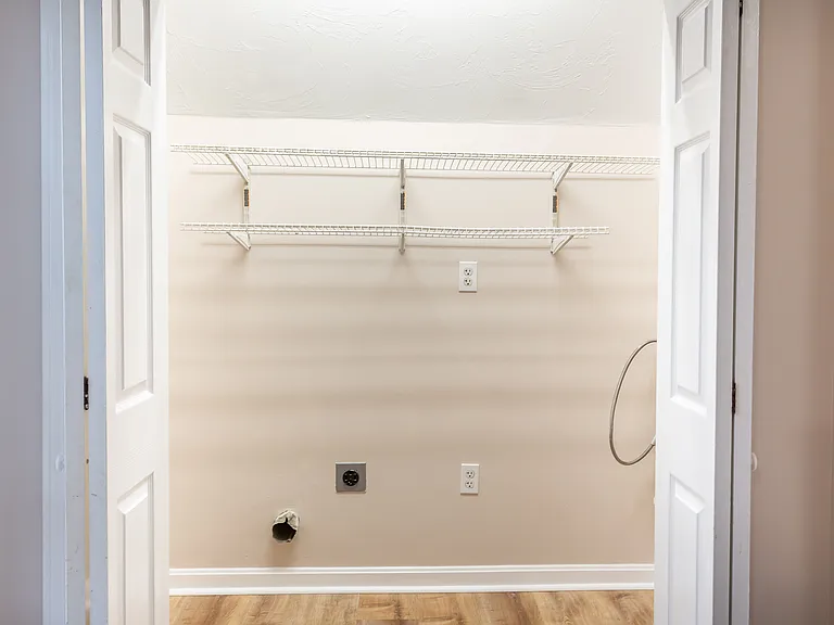 19 Everett St #2 — Photo 9