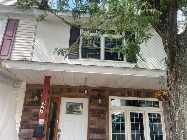 927 Brock St, Ashland, PA 17921