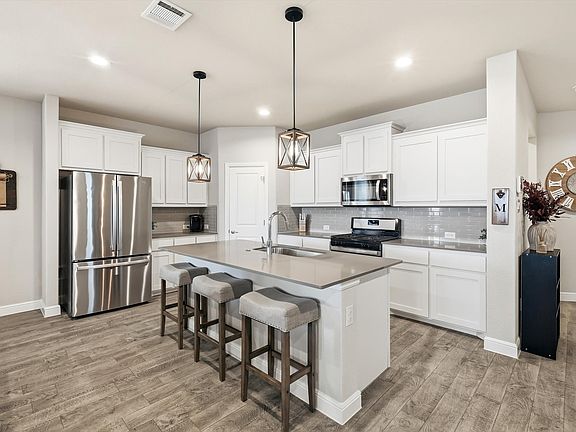 5th image of 2360 Briscoe Ranch Dr