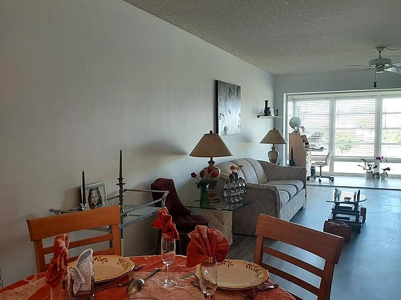 4th image of 315 Saint Andrews Blvd APT A21