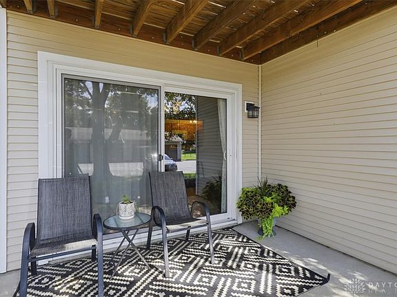 4th image of 1501 Lake Pointe Way