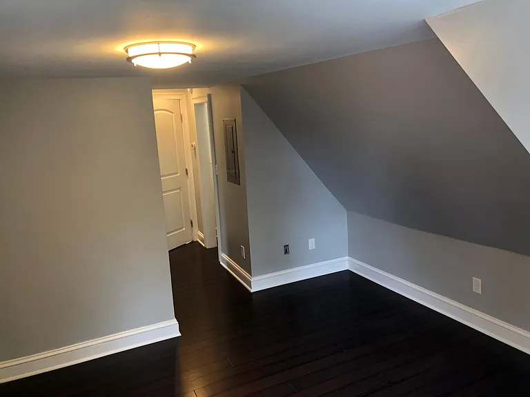 115 S Lake Ave #5 — Photo 14