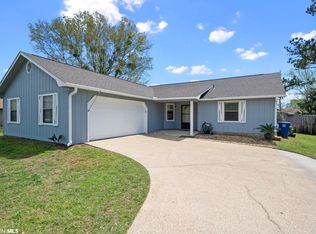 711 W Magnolia Ave, Foley, AL 36535