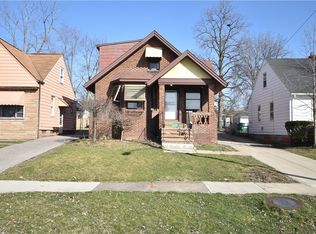 5049 Thomas St, Maple Heights, OH 44137