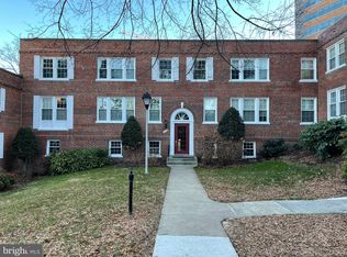 1758 N Troy St APT 669, Arlington, VA 22201