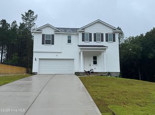 28 Horse Trot Ln, Sanford, NC 27332