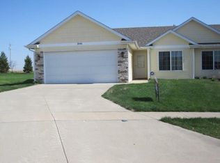3545 E Highview Dr, Des Moines, IA 50320