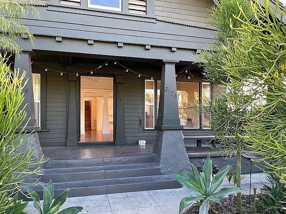 3rd image of 2176 W 30th St #2176