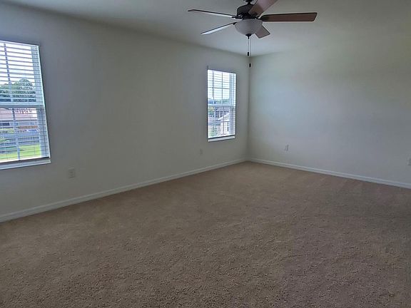 5th image of 1188 NW 133rd Way