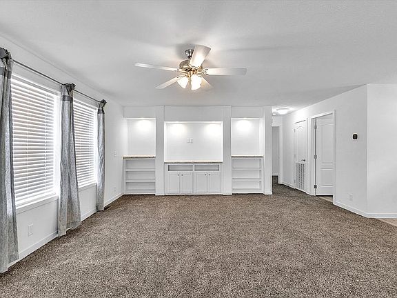 4th image of 8636 Boyer Dr