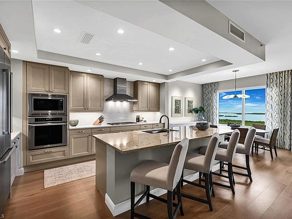 3rd image of 4800 Pelican Colony Blvd #2002