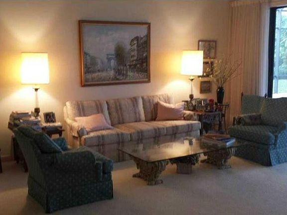 3rd image of 6315 SE Oakmont Pl #6315