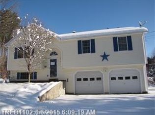 88 Crescent St, Skowhegan, ME 04976