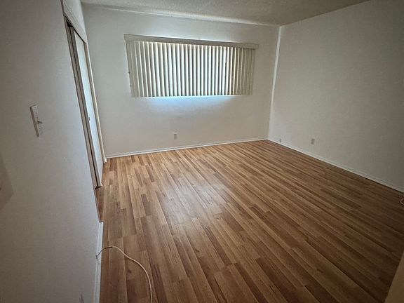 3rd image of 11974 Walnut Ln APT 3