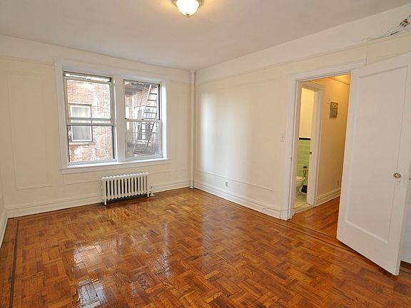 4th image of 41-29 46th St #4G