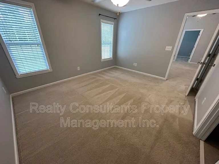 2152 Rosemont Dr — Photo 23