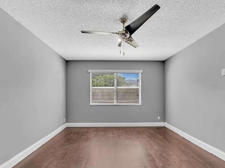 5961 N Falls Circle Dr #309 — Photo 26