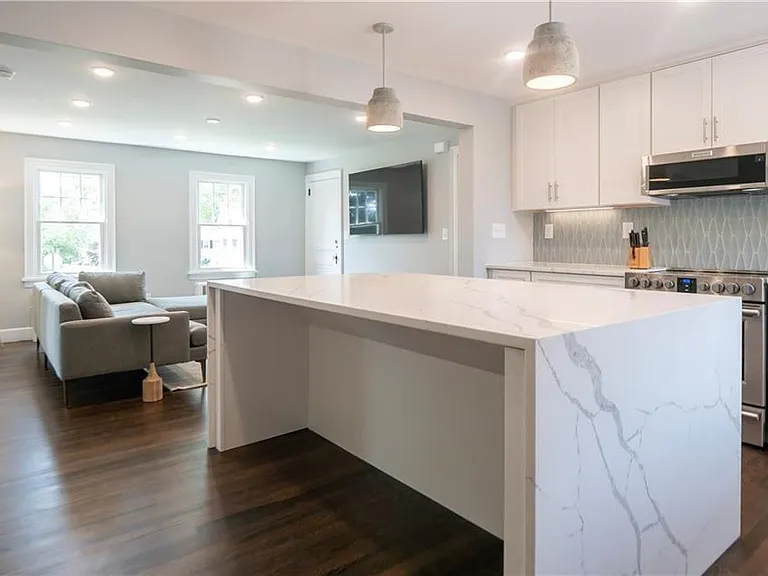 118 Ruggles Ave #101 — Photo 24