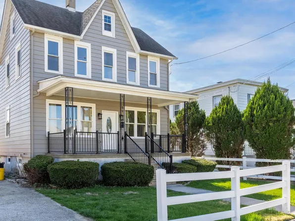 34 Spruce Ave, Maple Shade, NJ 08052