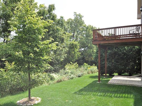 2nd image of 425 Century Oak Dr