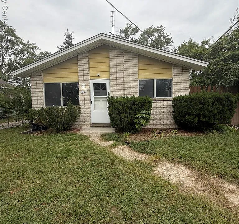 1069 Urbancrest Dr