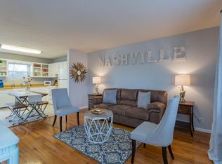 318 Riverside Dr, Nashville, TN 37206