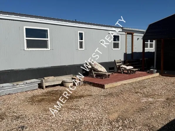8 154th Ln, Deaver, WY 82421
