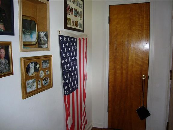 2nd image of 113 Curtiss Wright Blvd