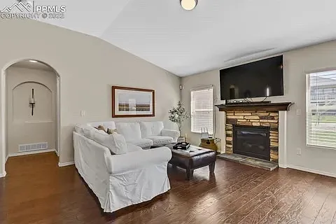 12745 Mission Meadow Dr — Photo 5