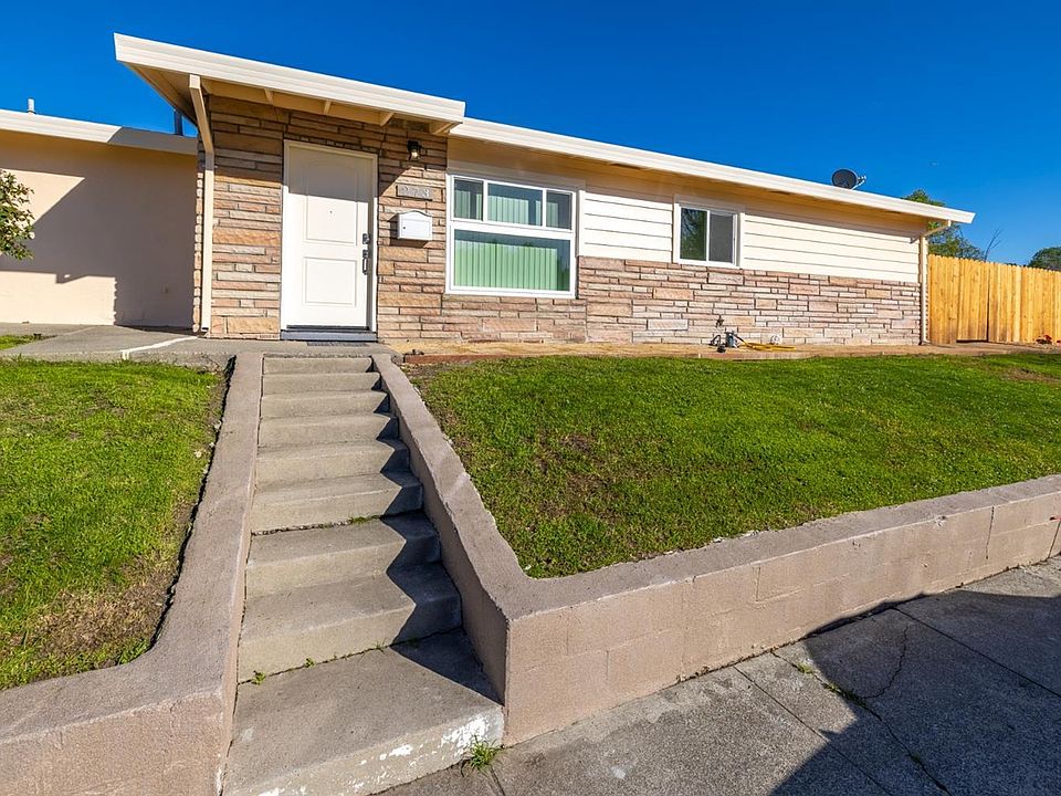 1st image of 273 Circle Dr