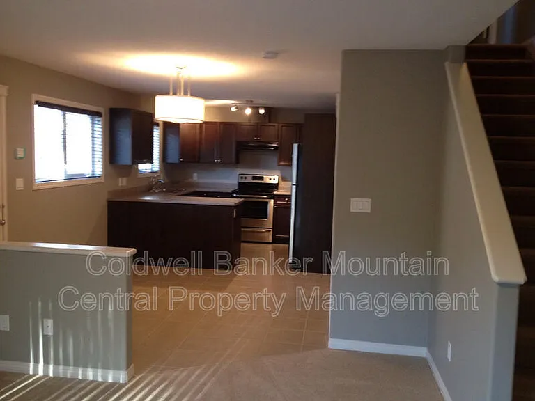 11841 97th St NW #3 — Photo 2
