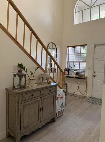 3 bed, 2.5 bath, $3,300 — Photo 2