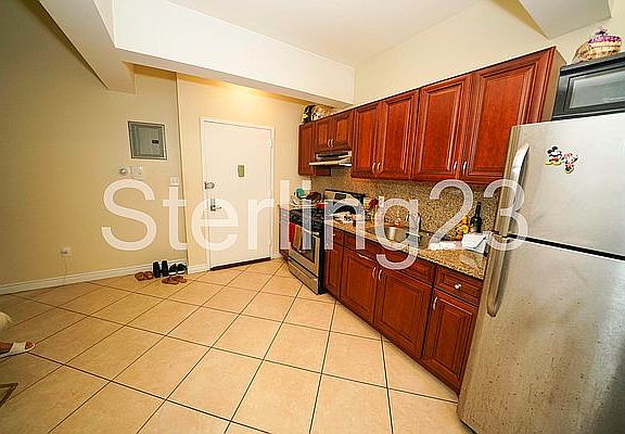3rd image of 2021 Steinway St #2F