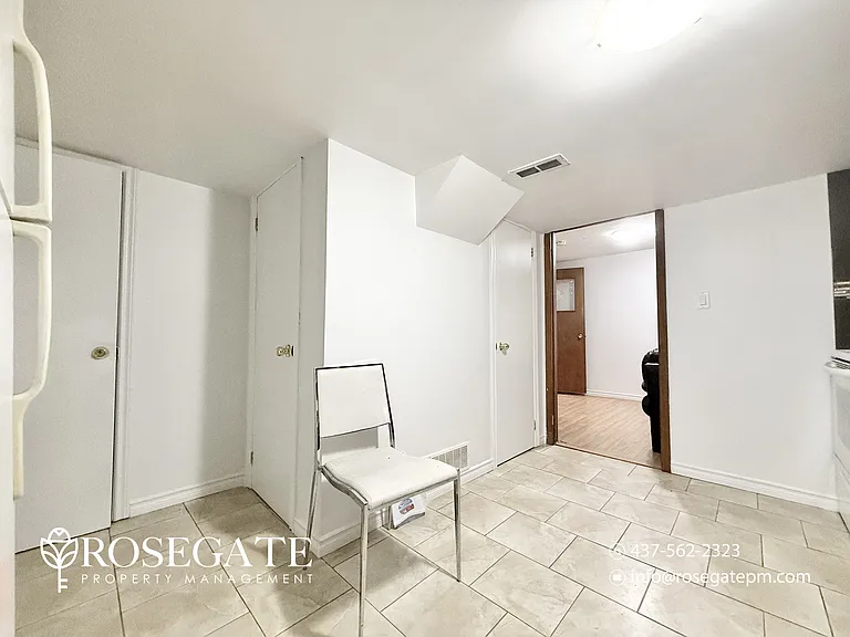 1058 Midland Ave #2B — Photo 5