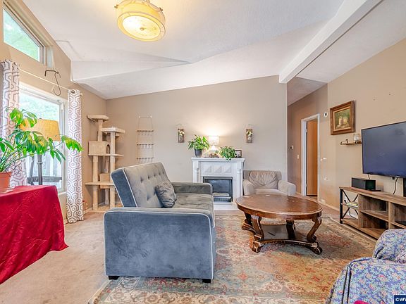 5th image of 2151 Three Lakes Rd SE Unit 7