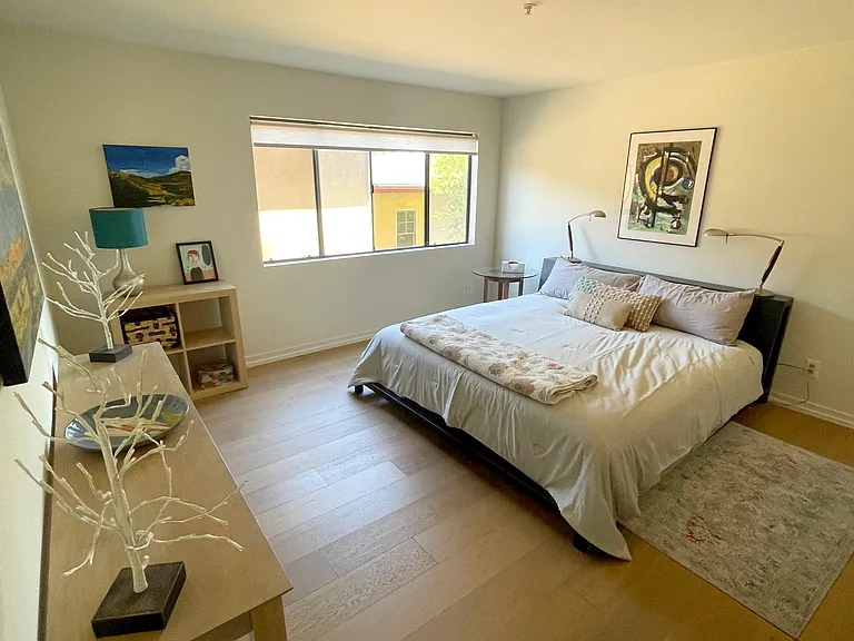 4055 Eagle St #101 — Photo 6