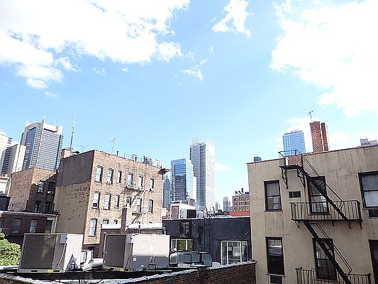 4th image of 415 W 47th St APT 3B