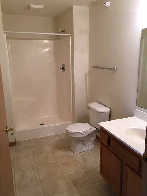 Johnson Place Apartments — Photo 4