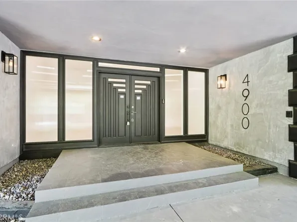 4900 Queen Victoria Rd, Woodland Hills, CA 91364