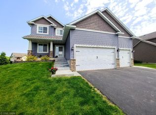 1121 Bridle Creek Dr, Jordan, MN 55352