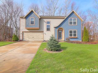 11015 Waterway Dr, Allendale, MI