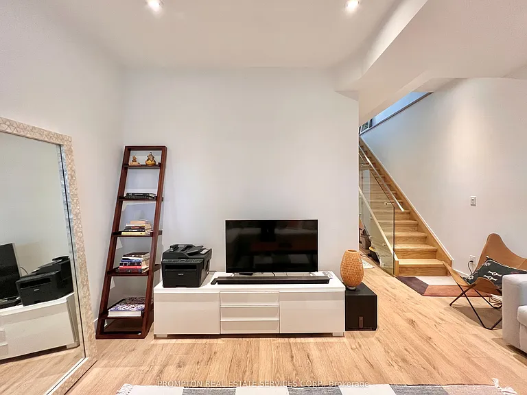 19A Linton Ave — Photo 39