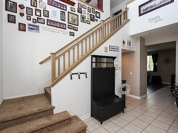 4th image of 14984 Granite Peak Ave