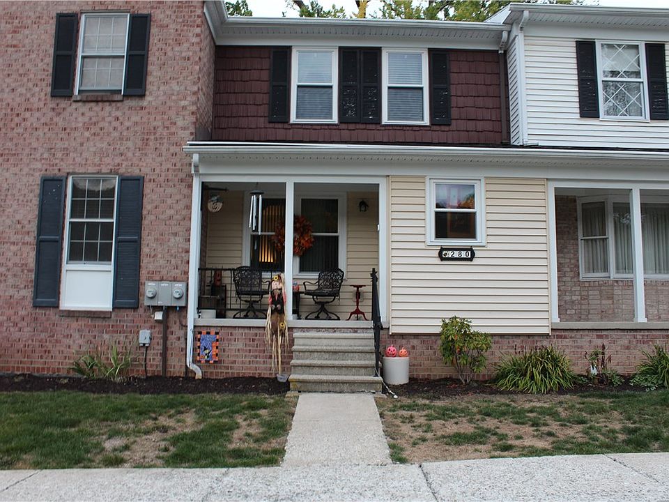 1st image of 280 Angela Ln