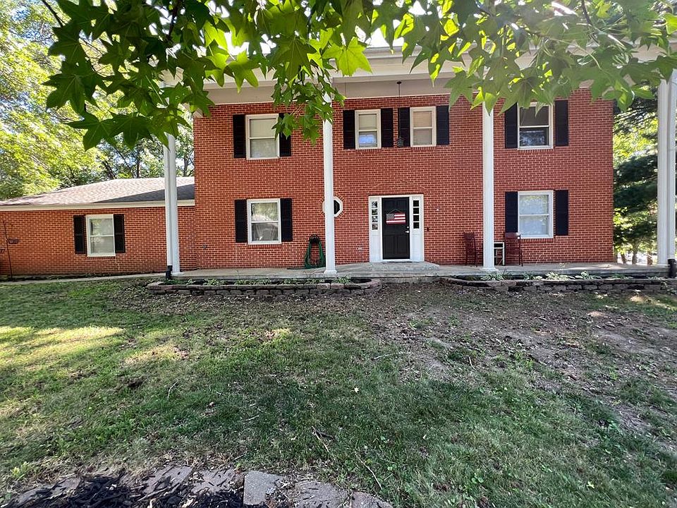 1st image of 701 College Park Dr